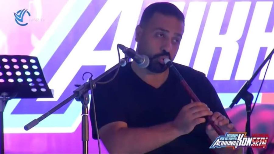  Ünlü müzisyen Sezer Kurt uluslararası festivalde ödül aldı