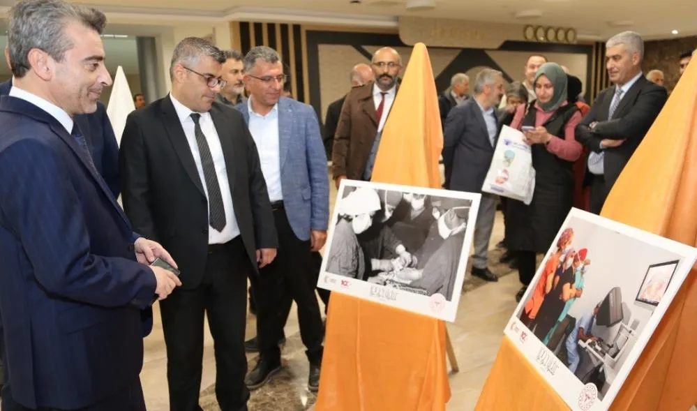 Şehir Hastanesi’nde 100. yıl fotoğraf sergisine yoğun ilgi