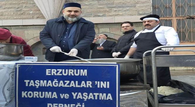 Taşmağazarlar’da Erzurumluya Lokma İkramı