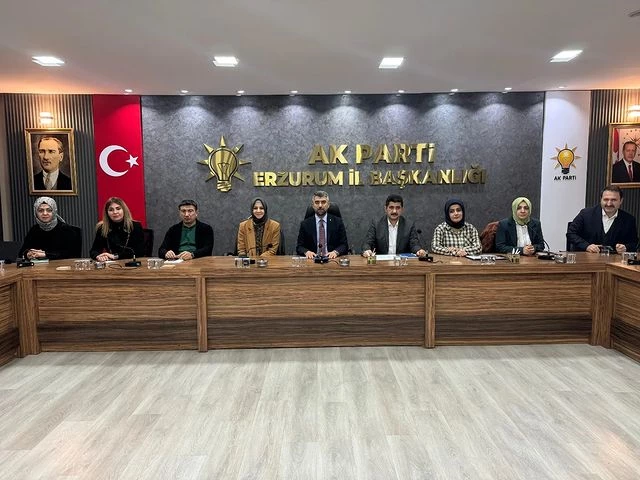 AK Parti Erzurum İl Başkanlığı, Siyasi Gelişmeleri Ele Aldı ve Çalışma Planı Oluşturdu.
