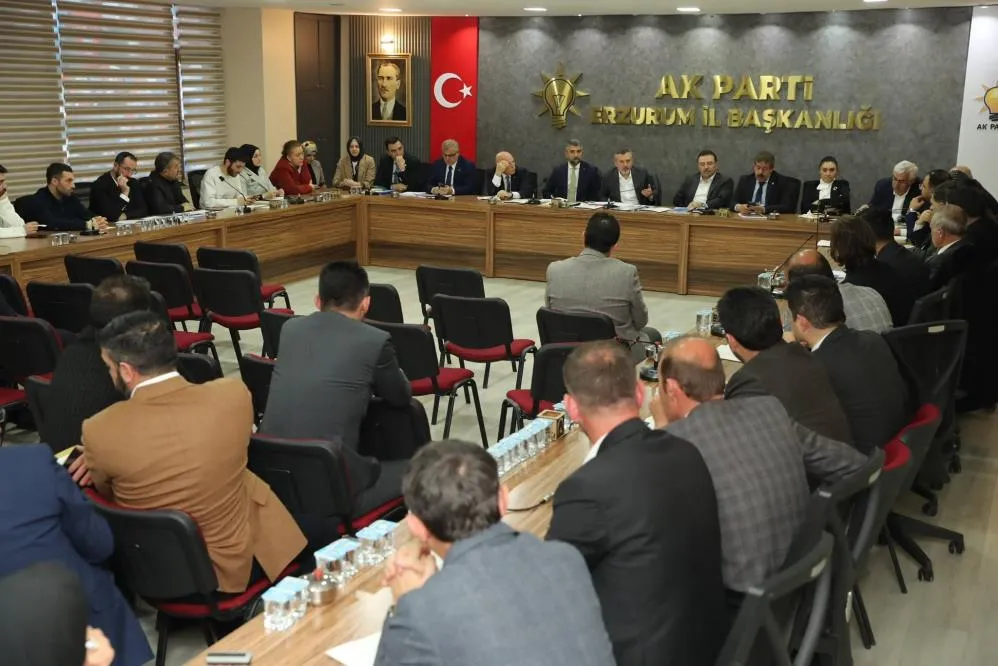 Erzurum AK Parti’de seçim zirvesi