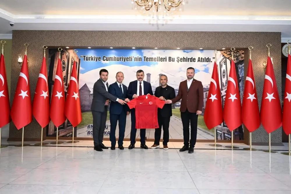 Erzurum’da UEFA antrenör eğitimi yapılacak