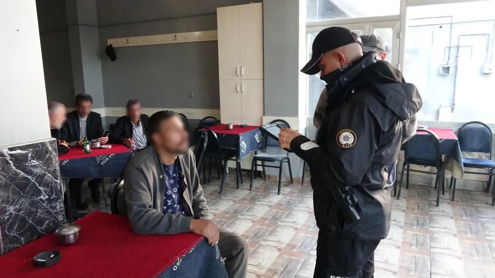 Erzurum polisinden göçmen operasyonu