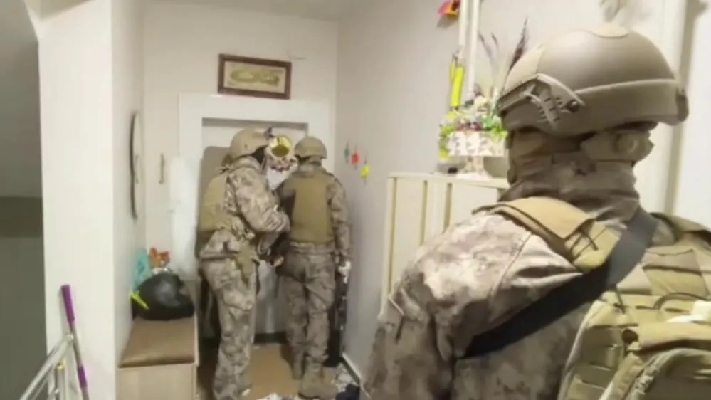 Erzurum polisinden torbacılara şafak operasyonu