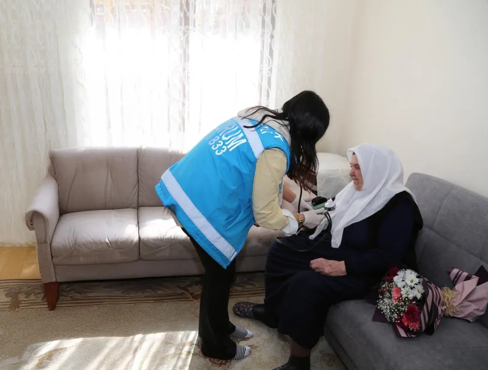 Yaşam ekibinden hasta ziyareti