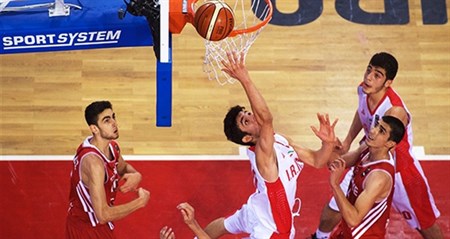 Milliler yari finalde