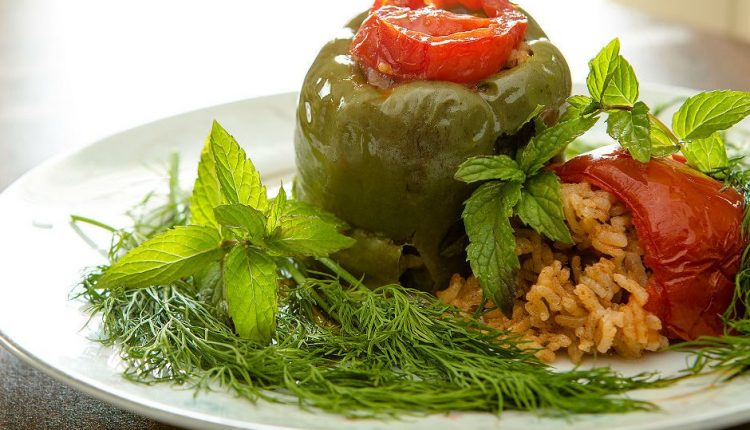 Zeytinyagli Biber Dolmasi