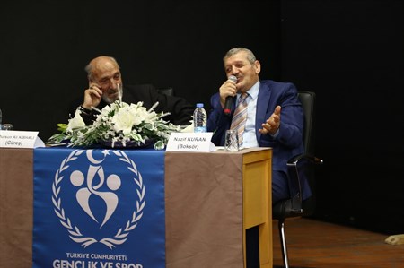 Erzurum’da ‘Tecrübelerimi Paylasiyorum’ paneli