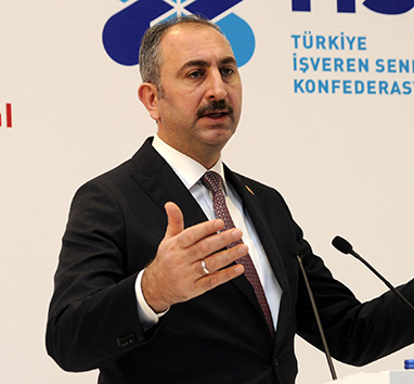 Adalet Bakani Gül: 13 bin 202 yeni personel aliyoruz